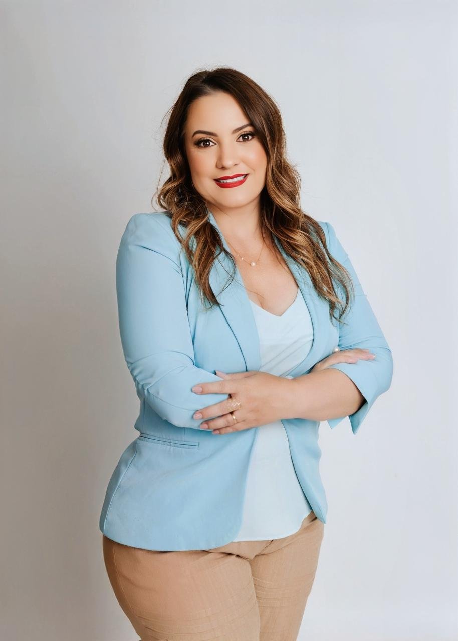 Aline Graciete de Araújo Miranda, Tabeliã e Registradora na Comarca de Carangola/MG